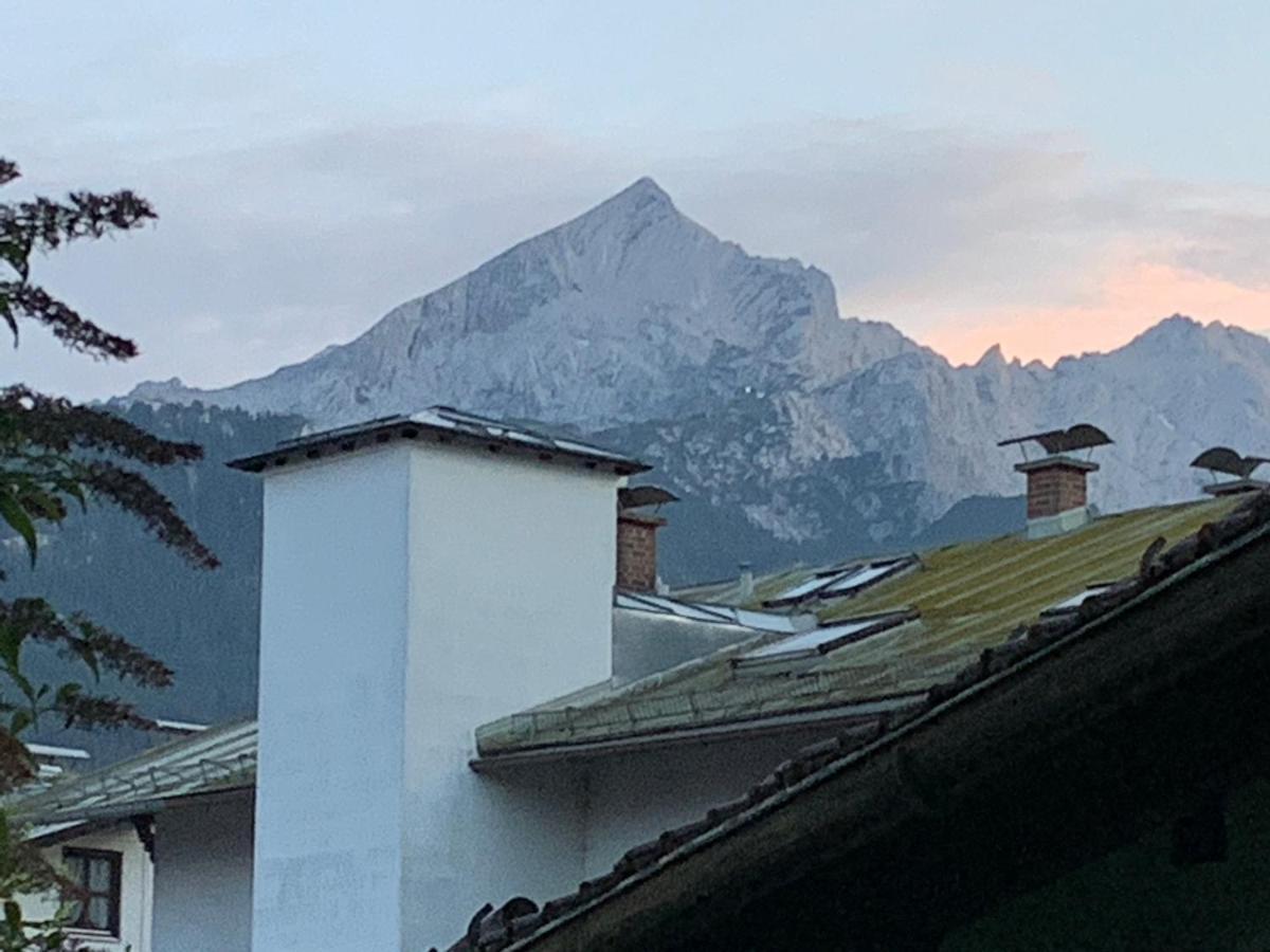Huge And Calm Apartment In Central Garmisch 외부 사진